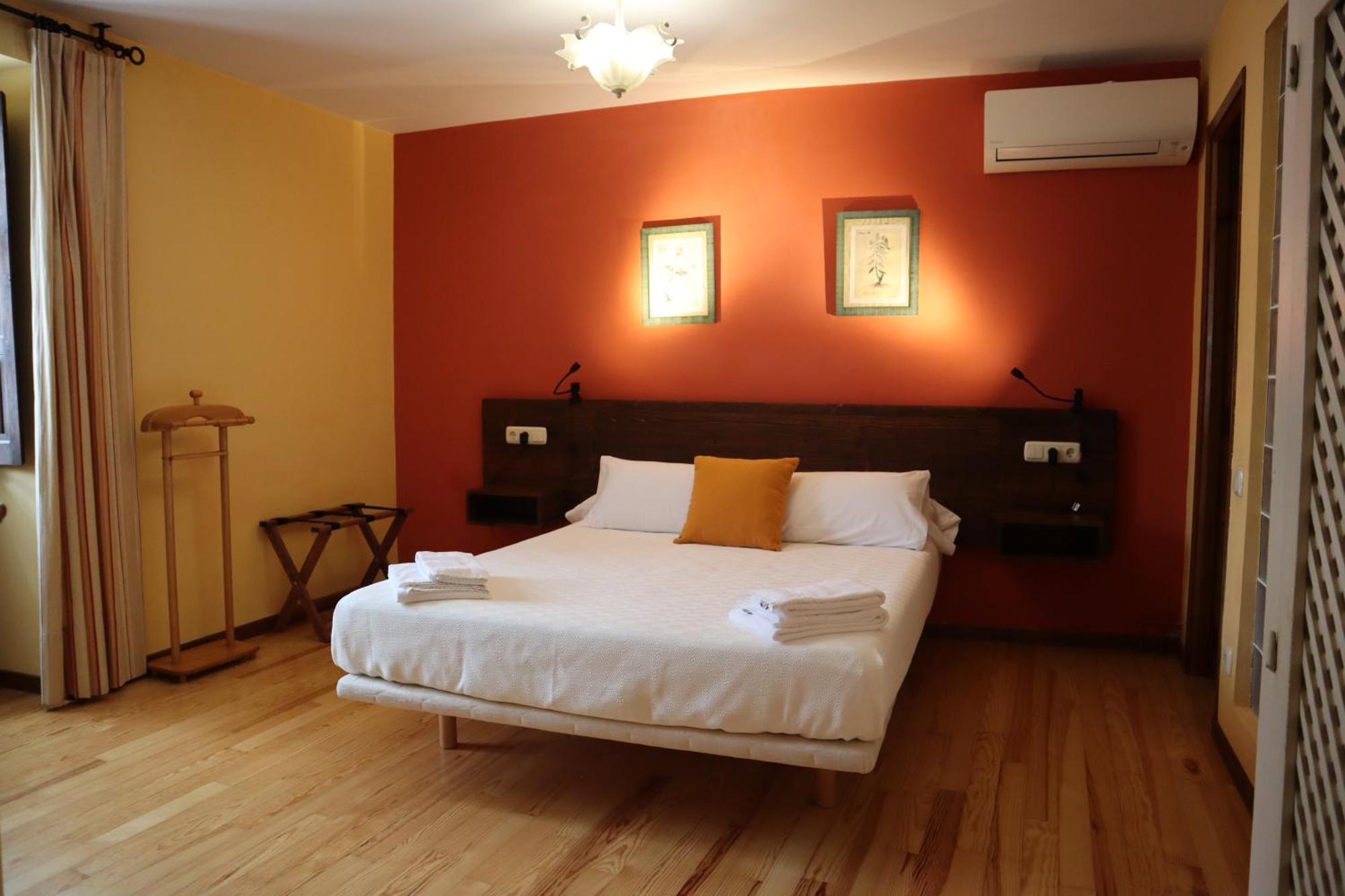 Hotel Rural El Almadiero Бурги Экстерьер фото