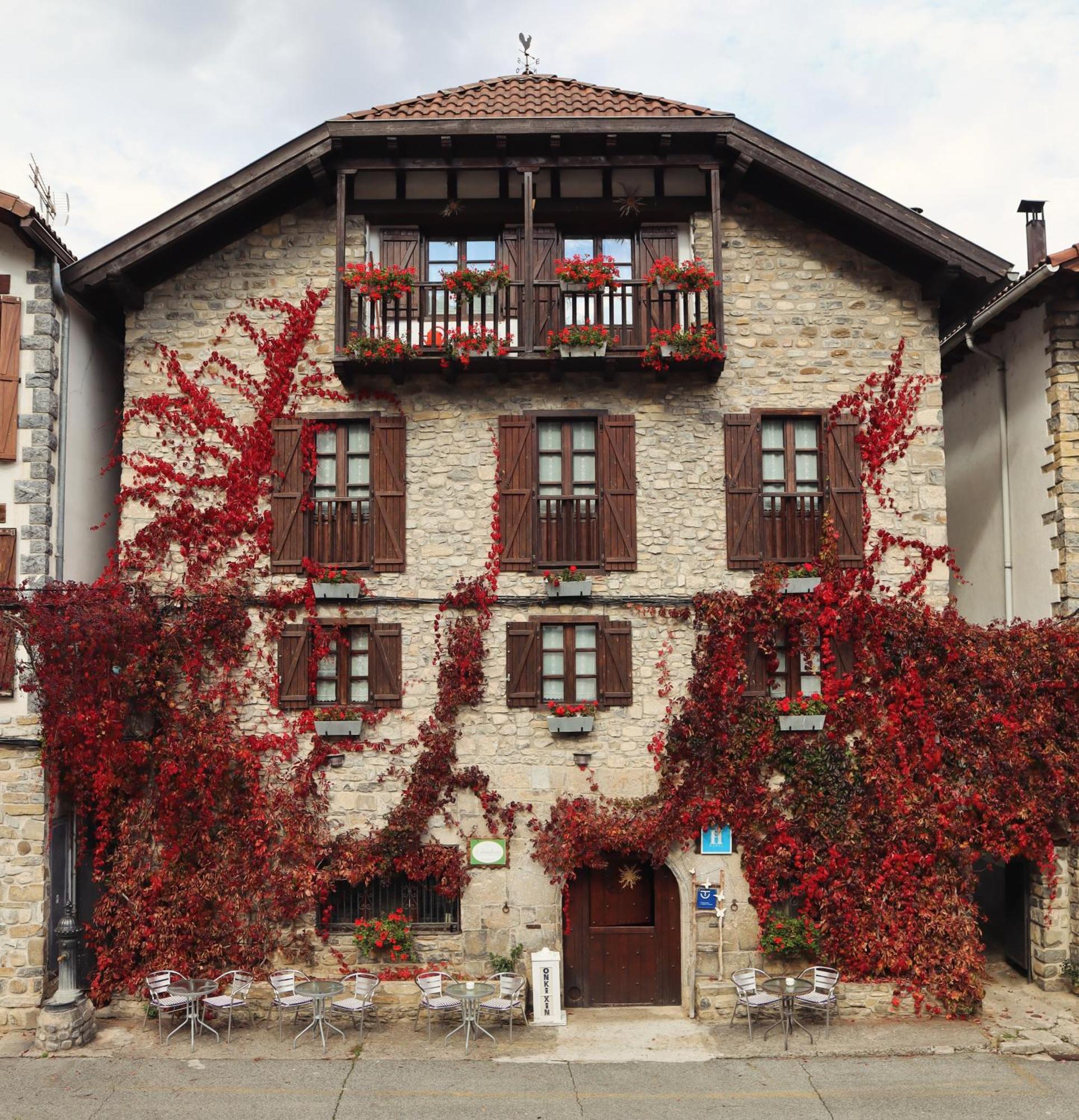 Hotel Rural El Almadiero Бурги Экстерьер фото